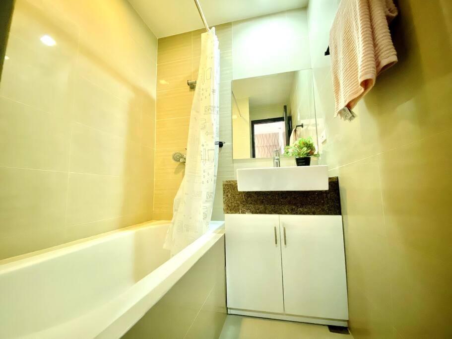 One Pacific Residences Punta Engano  ภายนอก รูปภาพ
